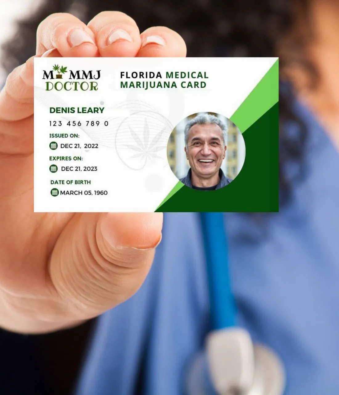 doctor holding florida medical marijuana card doctor holding florida medical marijuana card