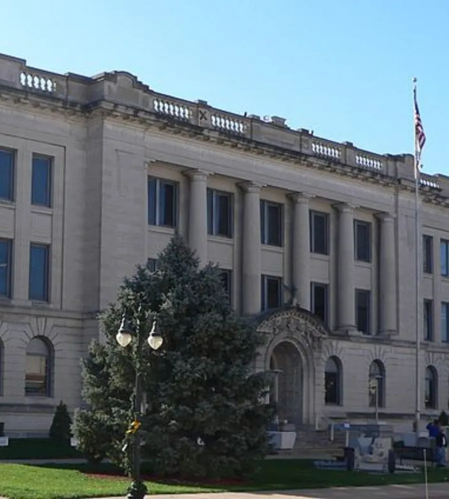 Pekin - Tazewell Courthouse Complex Pekin - Tazewell Courthouse Complex