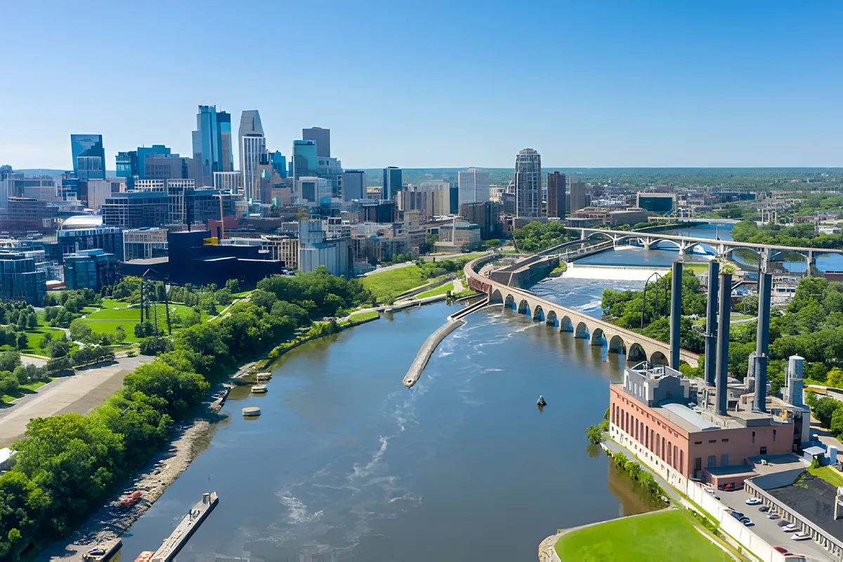 aerial view of downtown minneapolis over the mississippi river - minnesota aerial view of downtown minneapolis over the mississippi river - minnesota