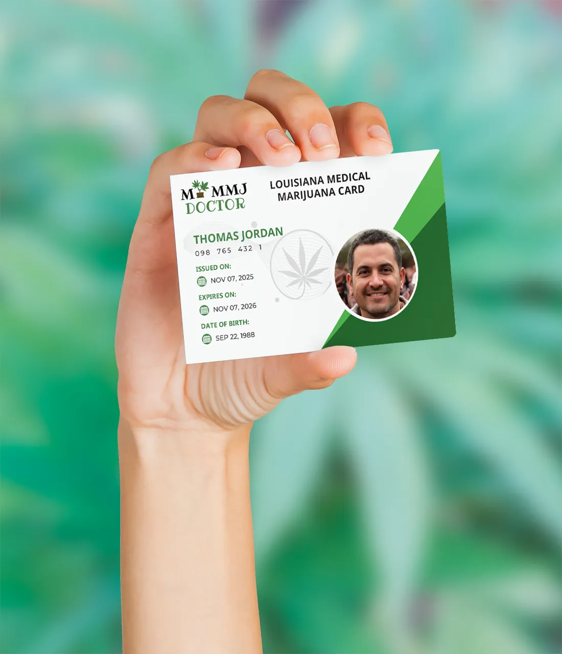 holding louisiana mmj card